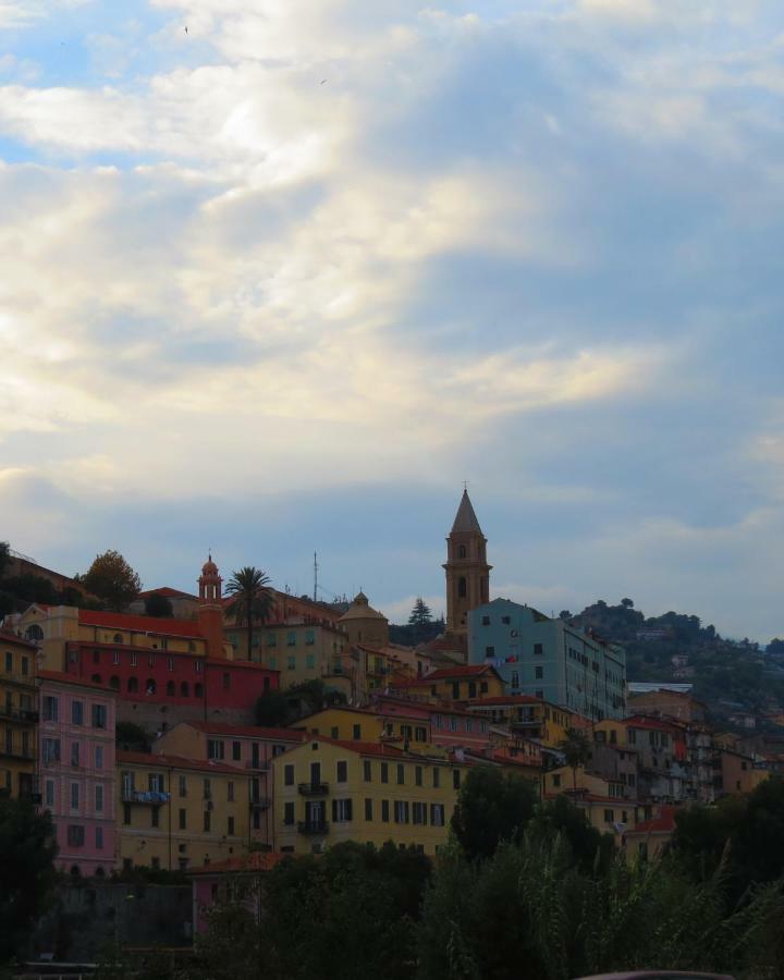 Casa Lea Lejlighed Ventimiglia Eksteriør billede